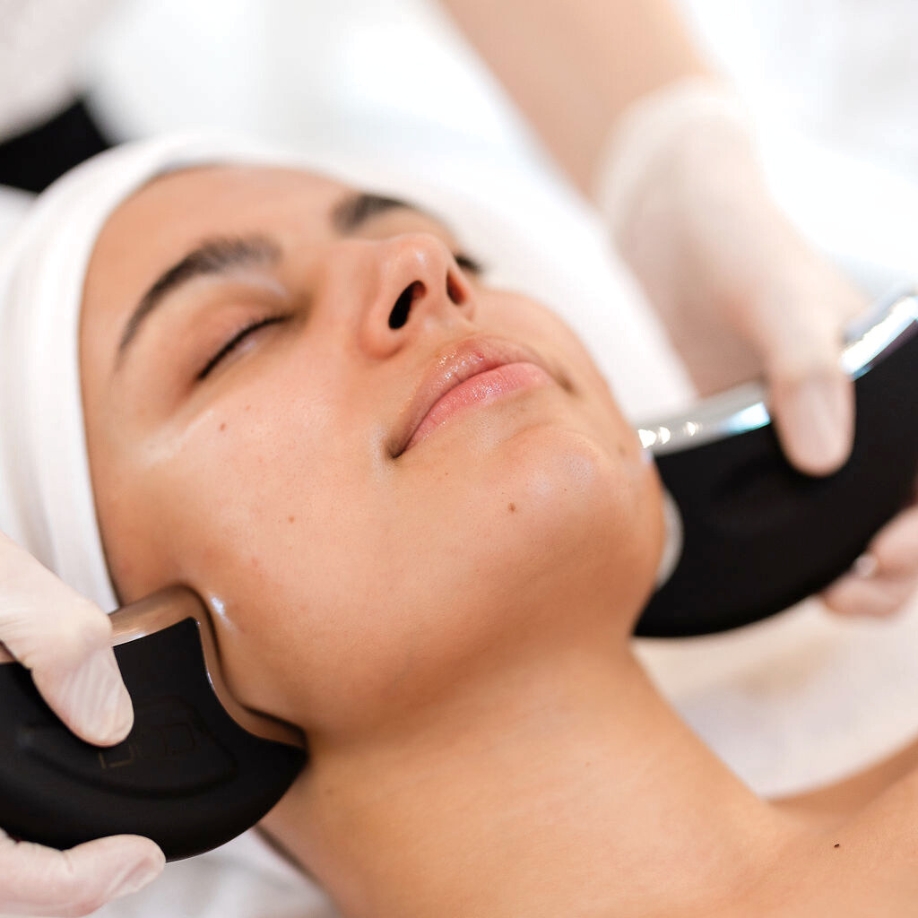 CACI Flex Facial Lisa Franklin