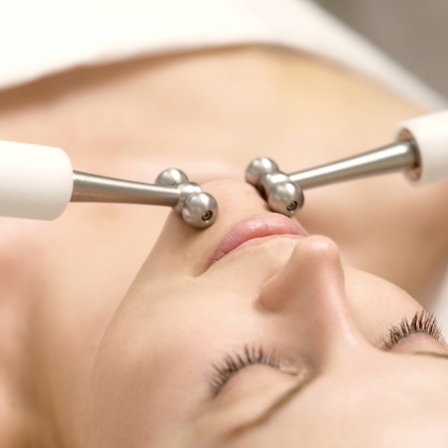 lisa franklin CACI Synergy Non Surgical Facial